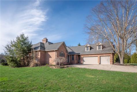 8114 Lisbon Street E East Canton OH 44730