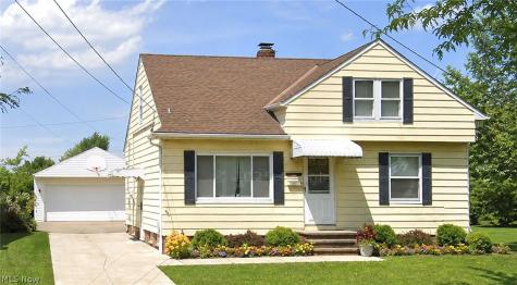 16013 Ramage Avenue Maple Heights OH 44137
