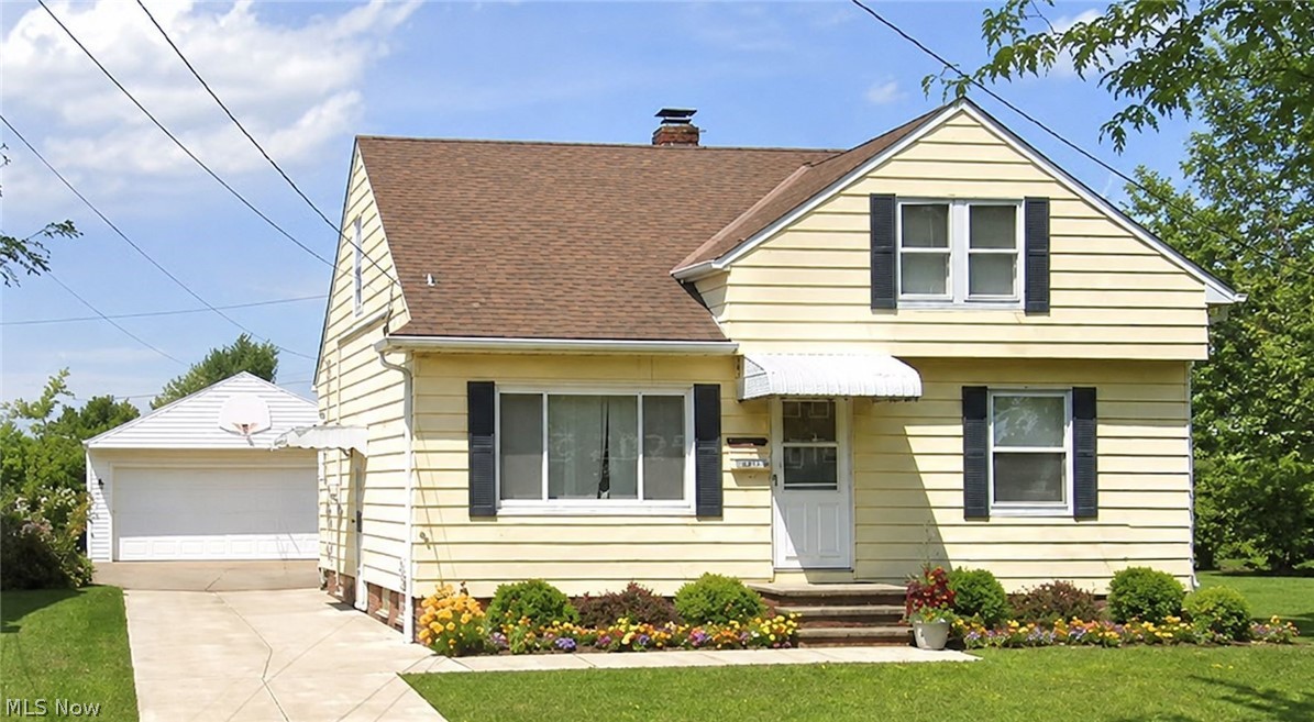 16013 Ramage Avenue Maple Heights OH 44137