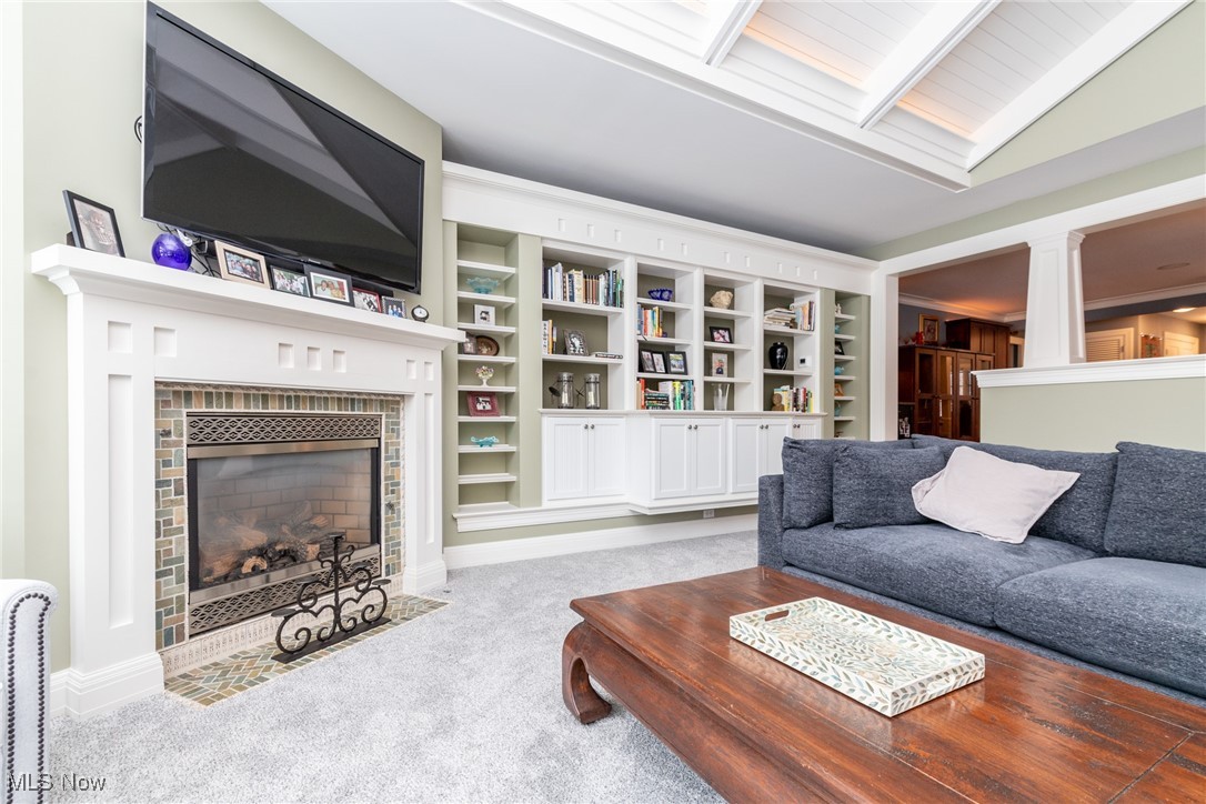 26161 Shaker Boulevard Beachwood OH 44122