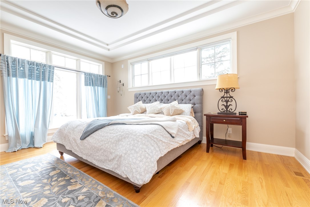 26161 Shaker Boulevard Beachwood OH 44122