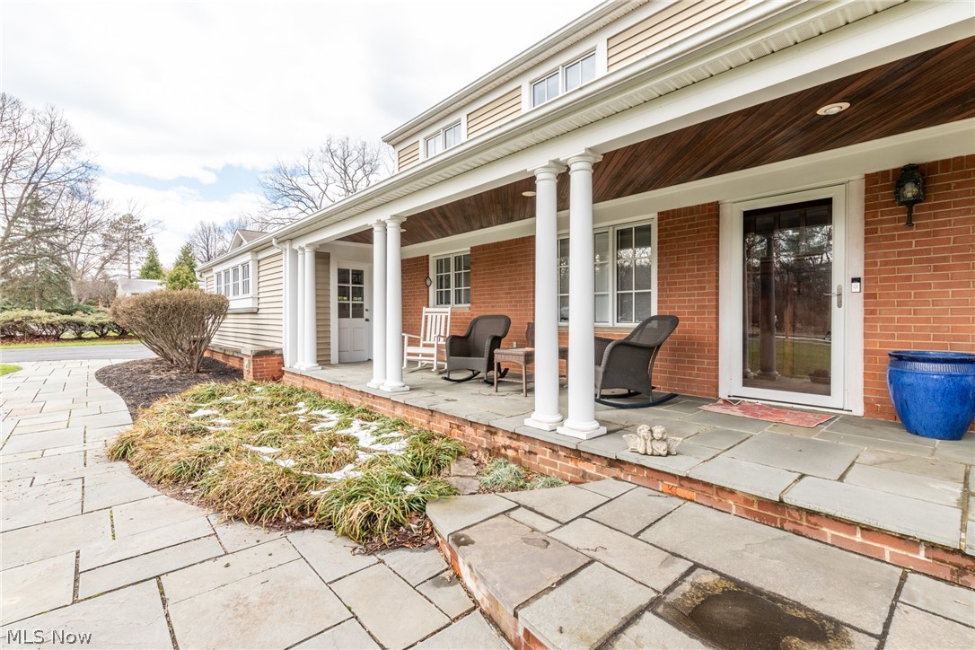 26161 Shaker Boulevard Beachwood OH 44122