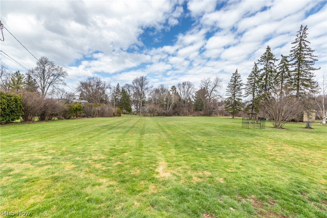26161 Shaker Boulevard Beachwood OH 44122