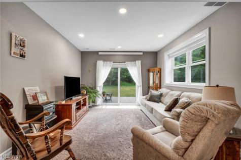 4079 Deer Lake Drive Medina OH 44256