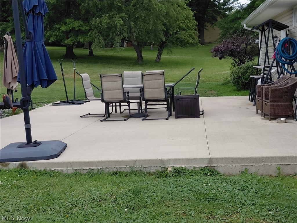 436 Secrist Lane Girard OH 44420