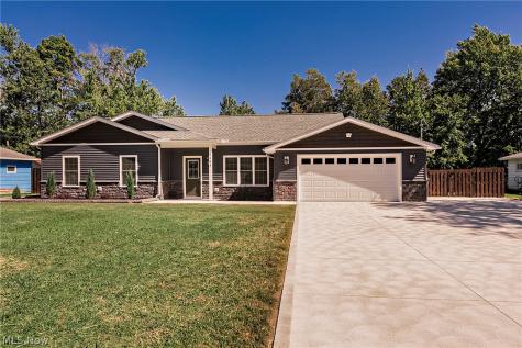 1441 Stanford Drive Brunswick OH 44212