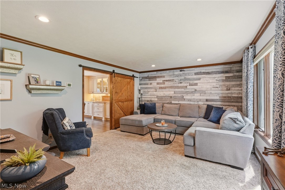 5743 Williamsburg Drive Highland Heights OH 44143
