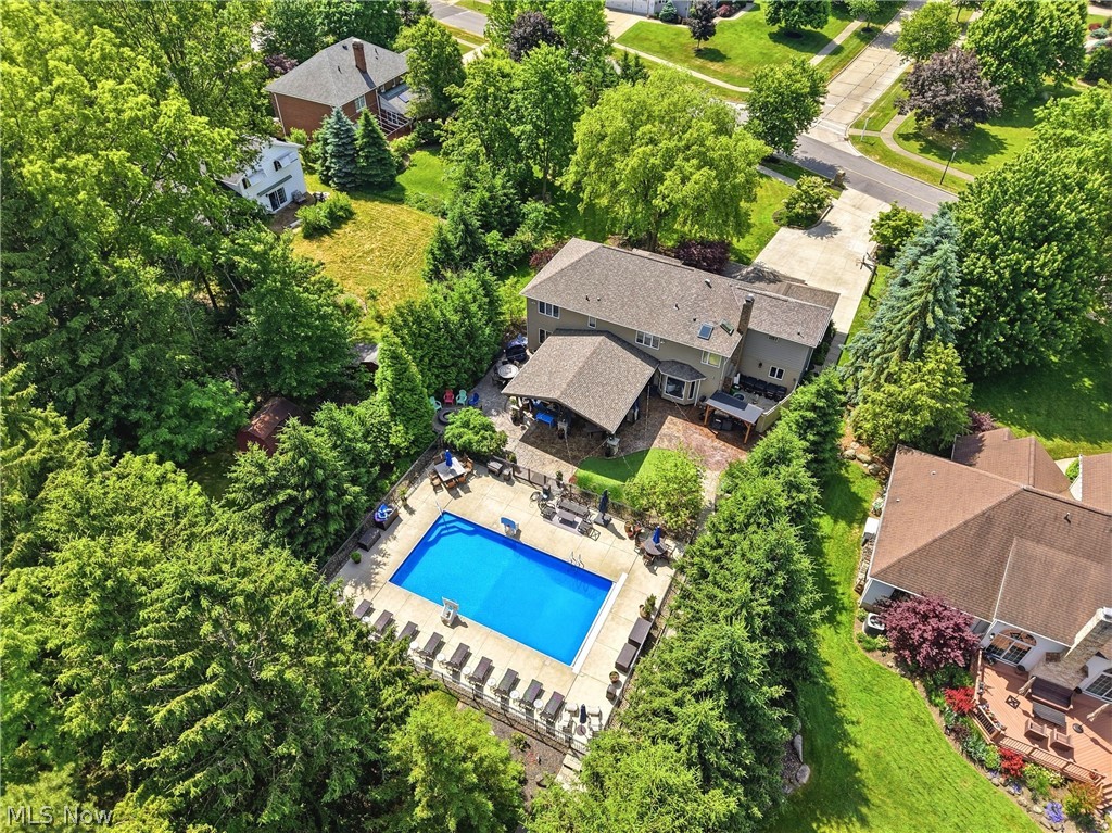 5743 Williamsburg Drive Highland Heights OH 44143