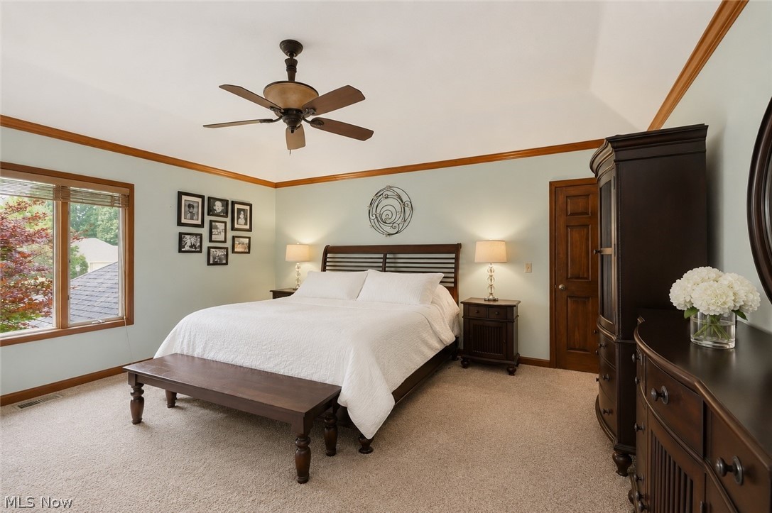 5743 Williamsburg Drive Highland Heights OH 44143