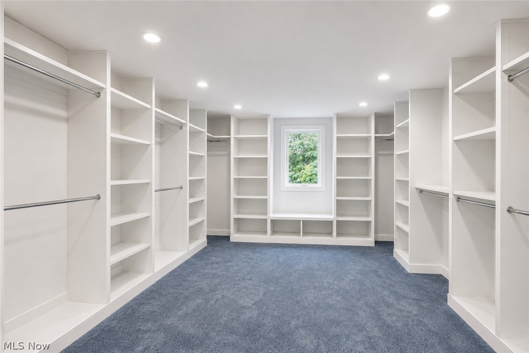 5743 Williamsburg Drive Highland Heights OH 44143