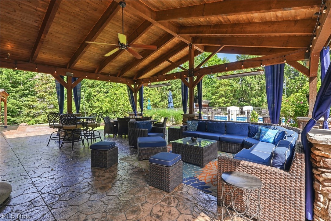 5743 Williamsburg Drive Highland Heights OH 44143