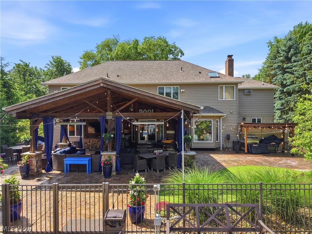 5743 Williamsburg Drive Highland Heights OH 44143