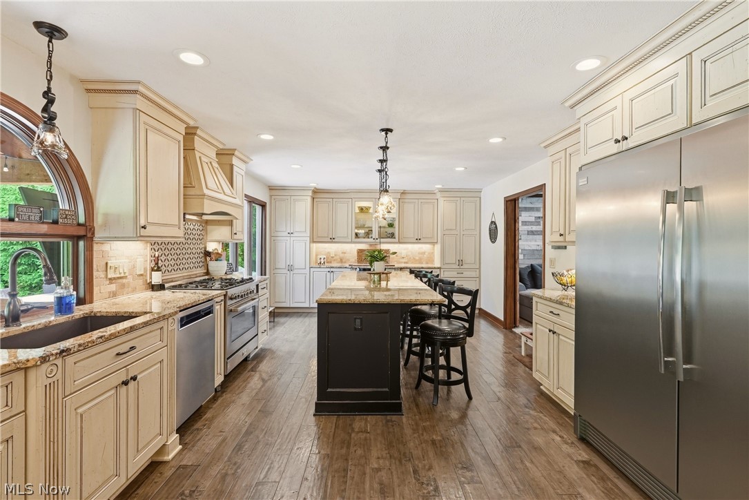 5743 Williamsburg Drive Highland Heights OH 44143