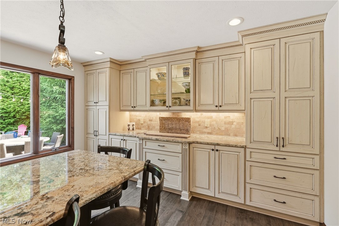 5743 Williamsburg Drive Highland Heights OH 44143