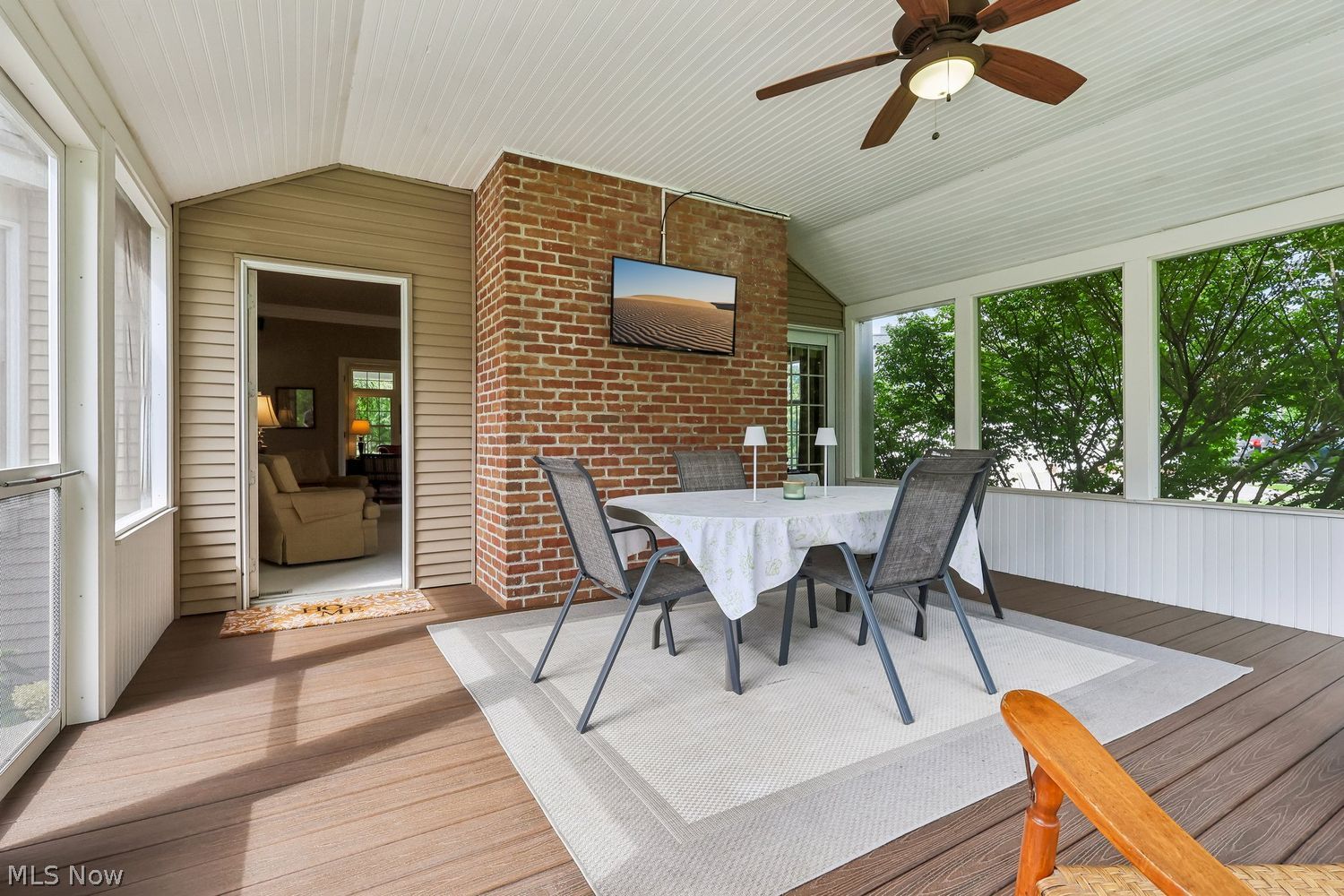 327 Whitetail Drive Chagrin Falls OH 44022