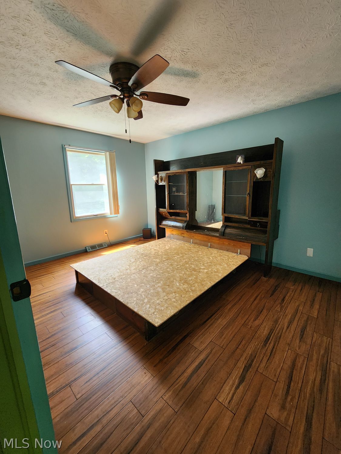 1220 Whispering Pines Lane SW Dellroy OH 44620