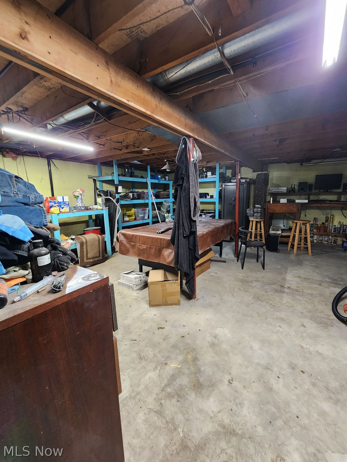 1220 Whispering Pines Lane SW Dellroy OH 44620