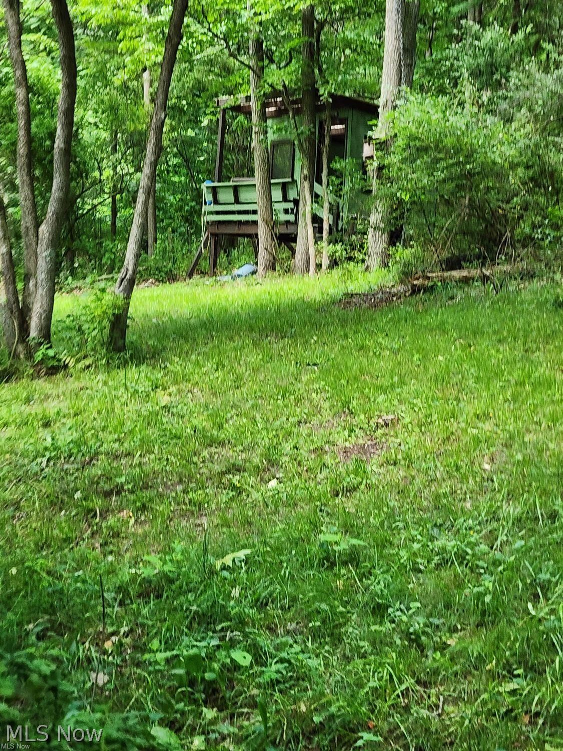 1220 Whispering Pines Lane SW Dellroy OH 44620