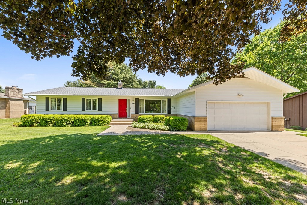 5849 Iva Drive Akron OH 44319