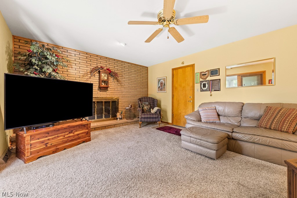 5849 Iva Drive Akron OH 44319