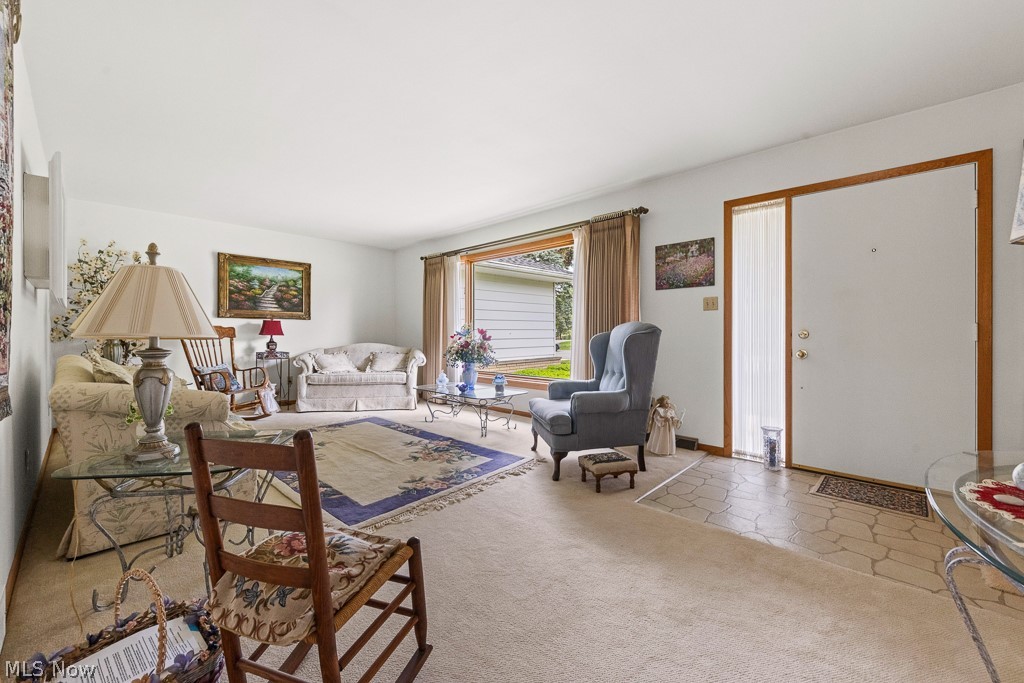 5849 Iva Drive Akron OH 44319