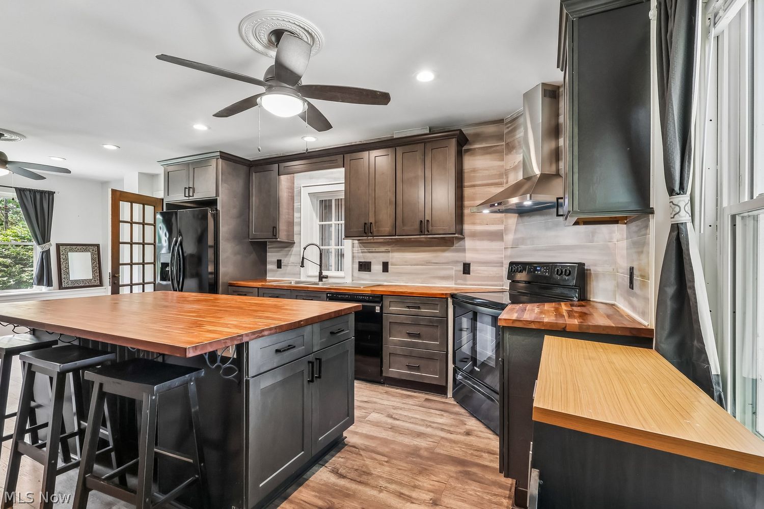 3405 Lincoln Street E Canton OH 44707