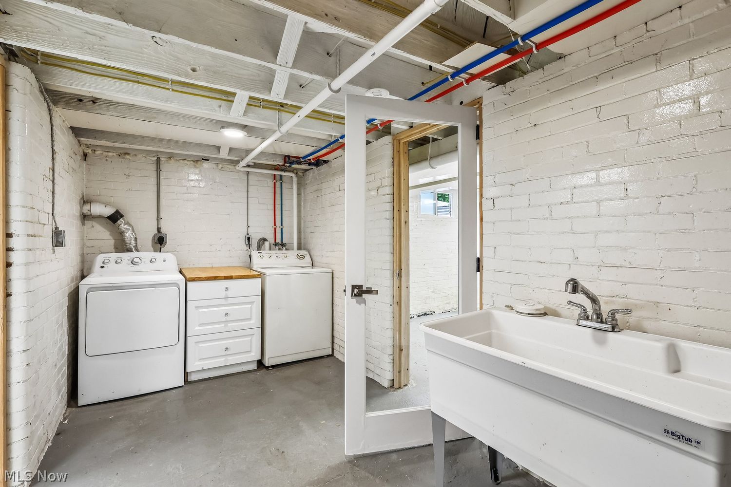 3405 Lincoln Street E Canton OH 44707