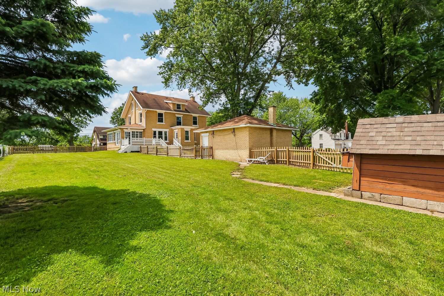 3405 Lincoln Street E Canton OH 44707