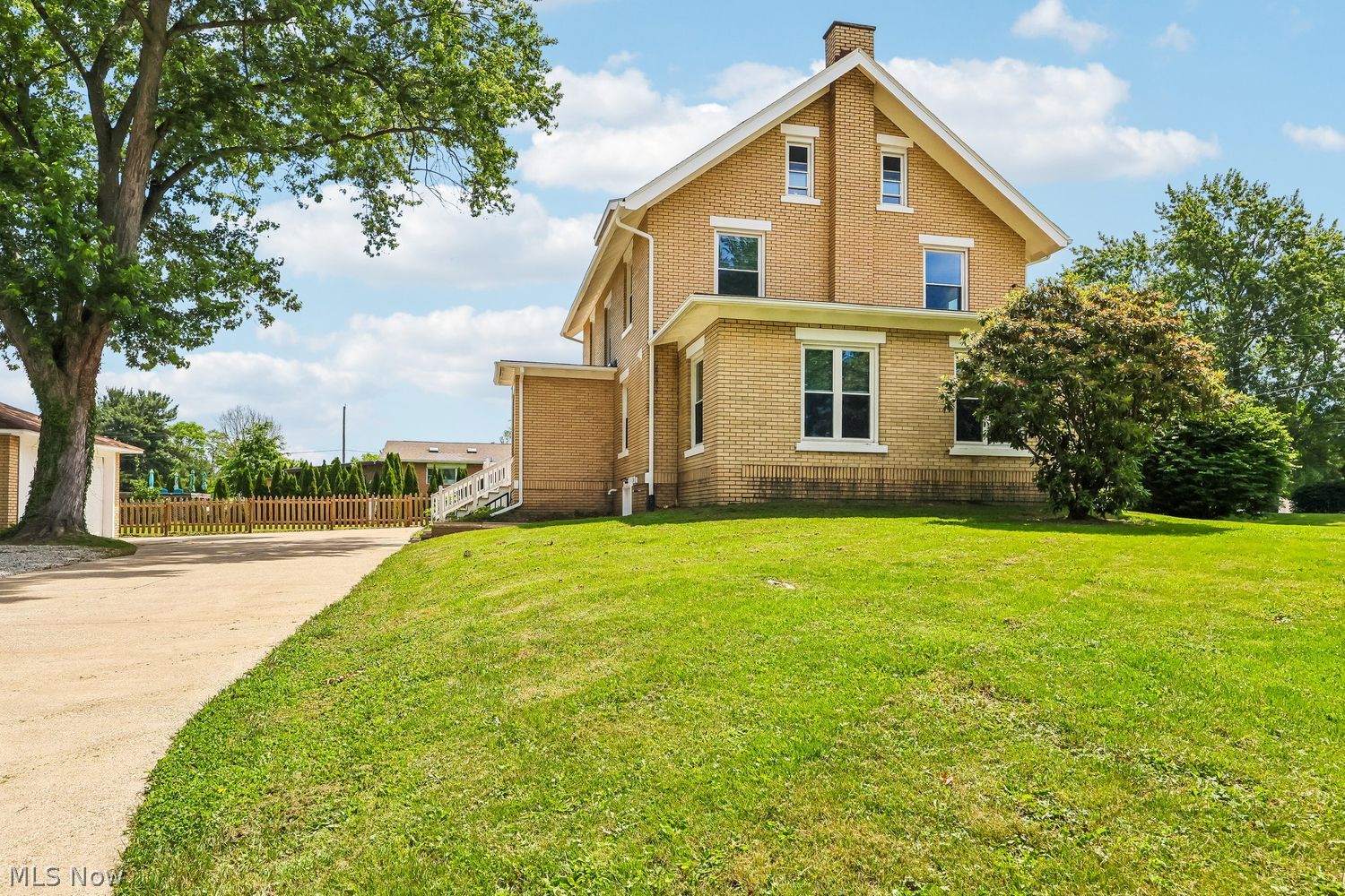 3405 Lincoln Street E Canton OH 44707