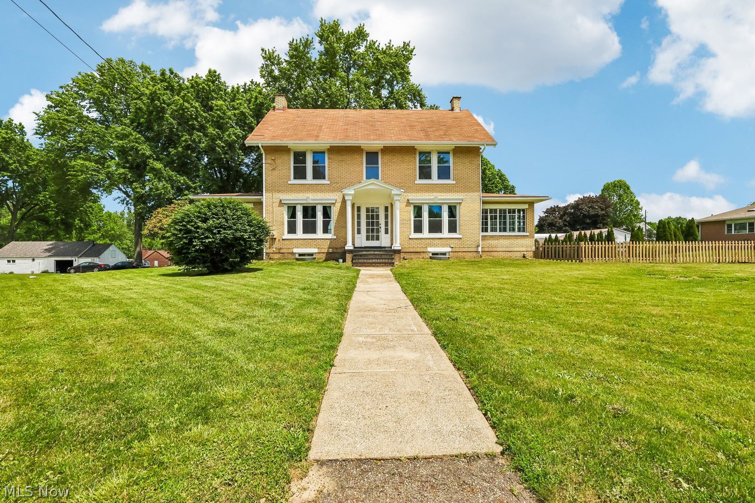 3405 Lincoln Street E Canton OH 44707