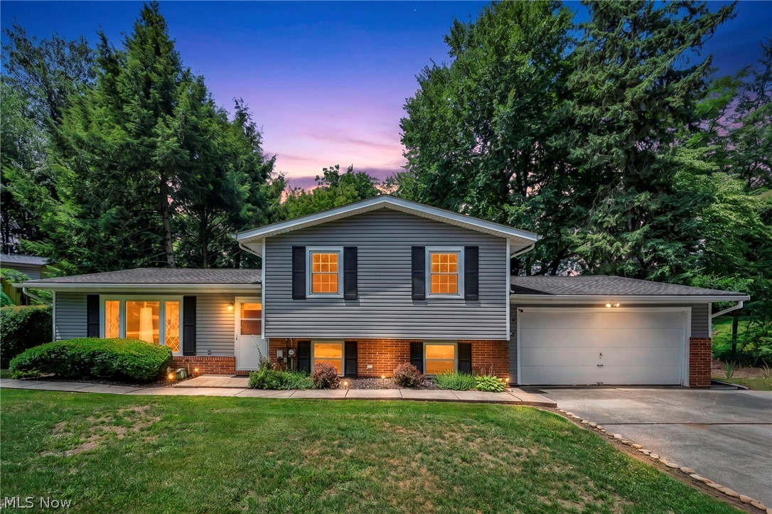 2725 Roberts Avenue NW Canton OH 44709