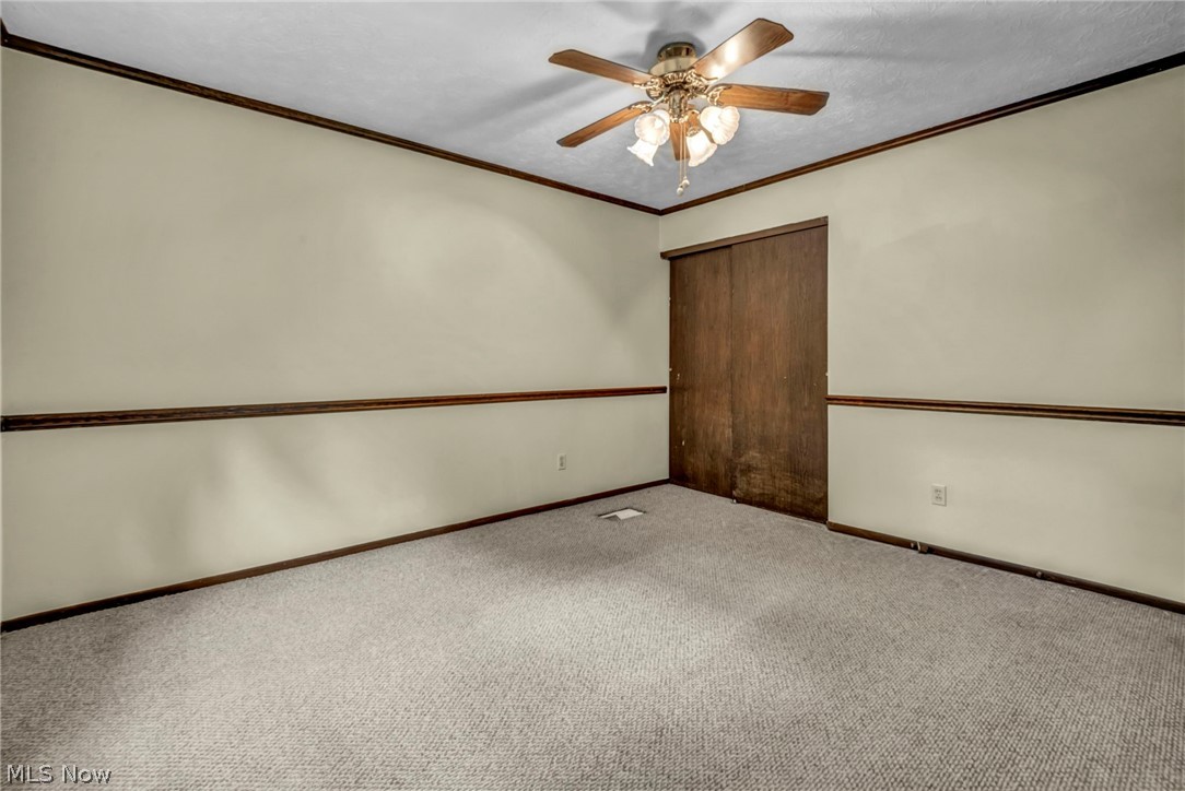 2725 Roberts Avenue NW Canton OH 44709