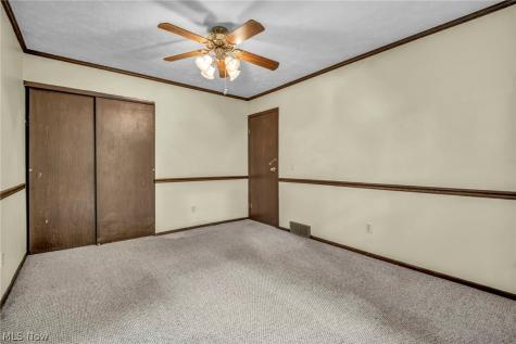 2725 Roberts Avenue NW Canton OH 44709