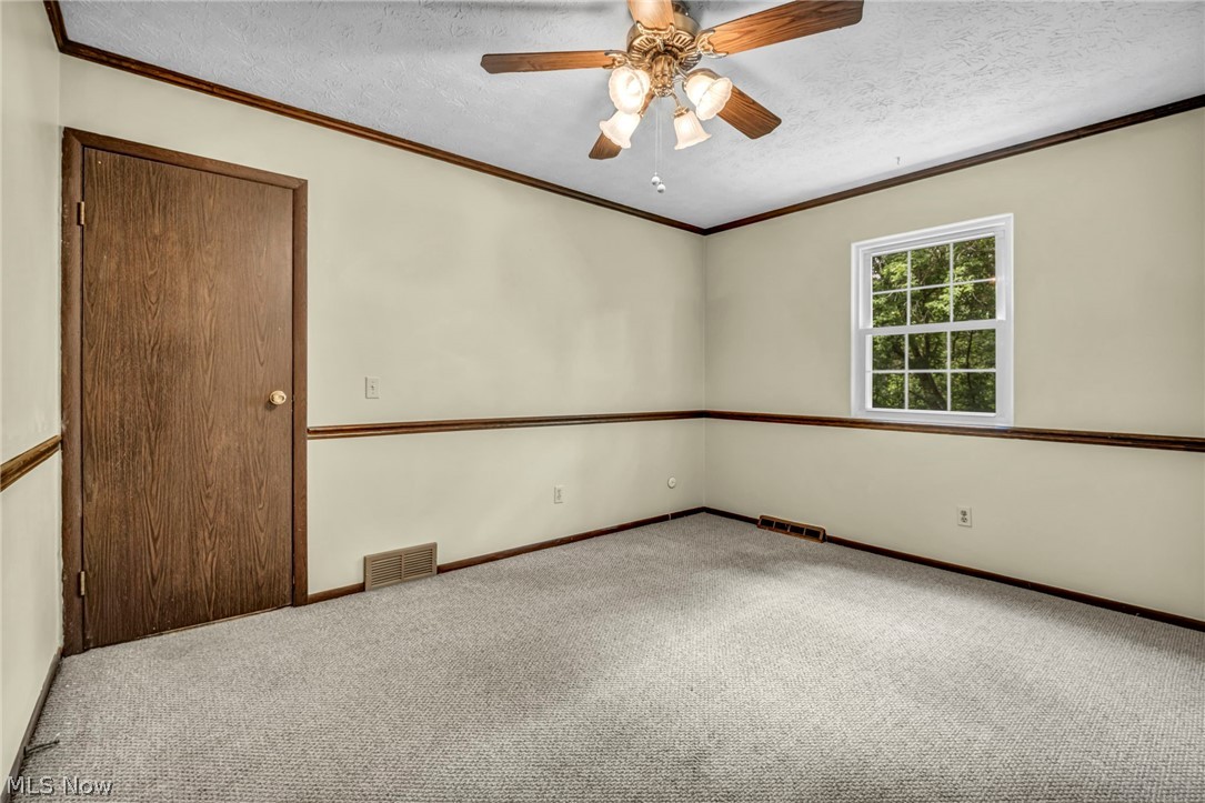 2725 Roberts Avenue NW Canton OH 44709