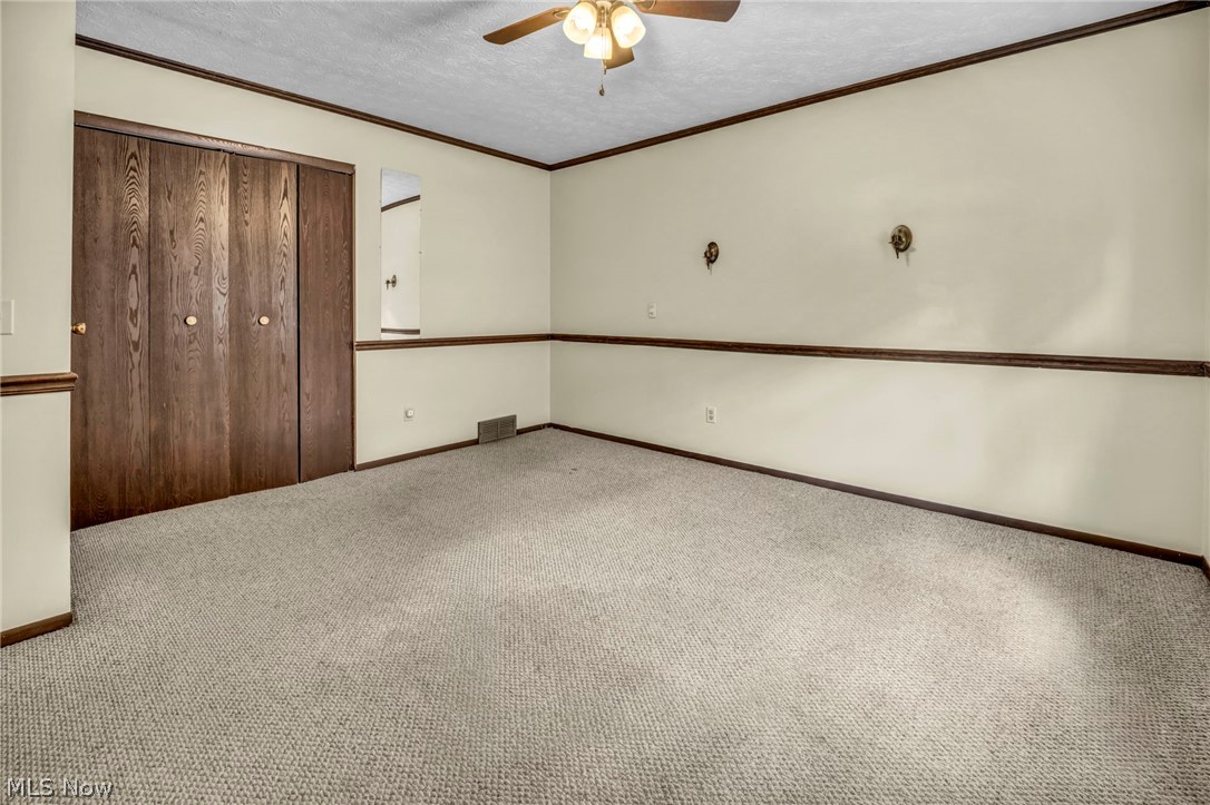 2725 Roberts Avenue NW Canton OH 44709