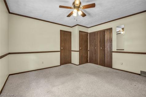 2725 Roberts Avenue NW Canton OH 44709