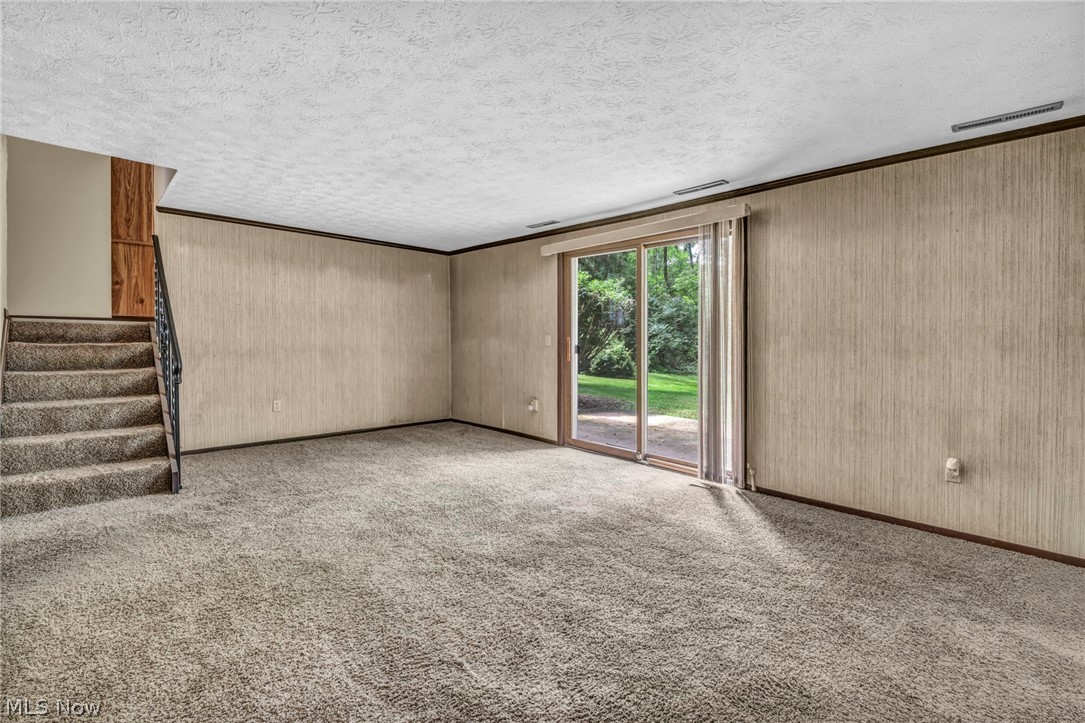 2725 Roberts Avenue NW Canton OH 44709