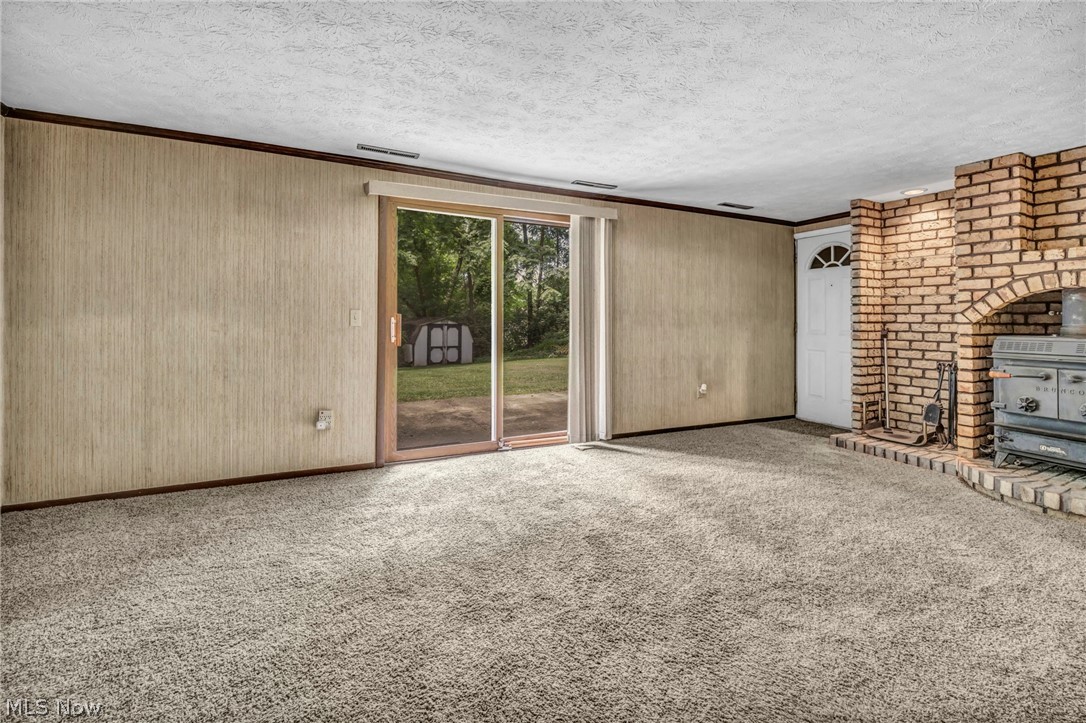 2725 Roberts Avenue NW Canton OH 44709
