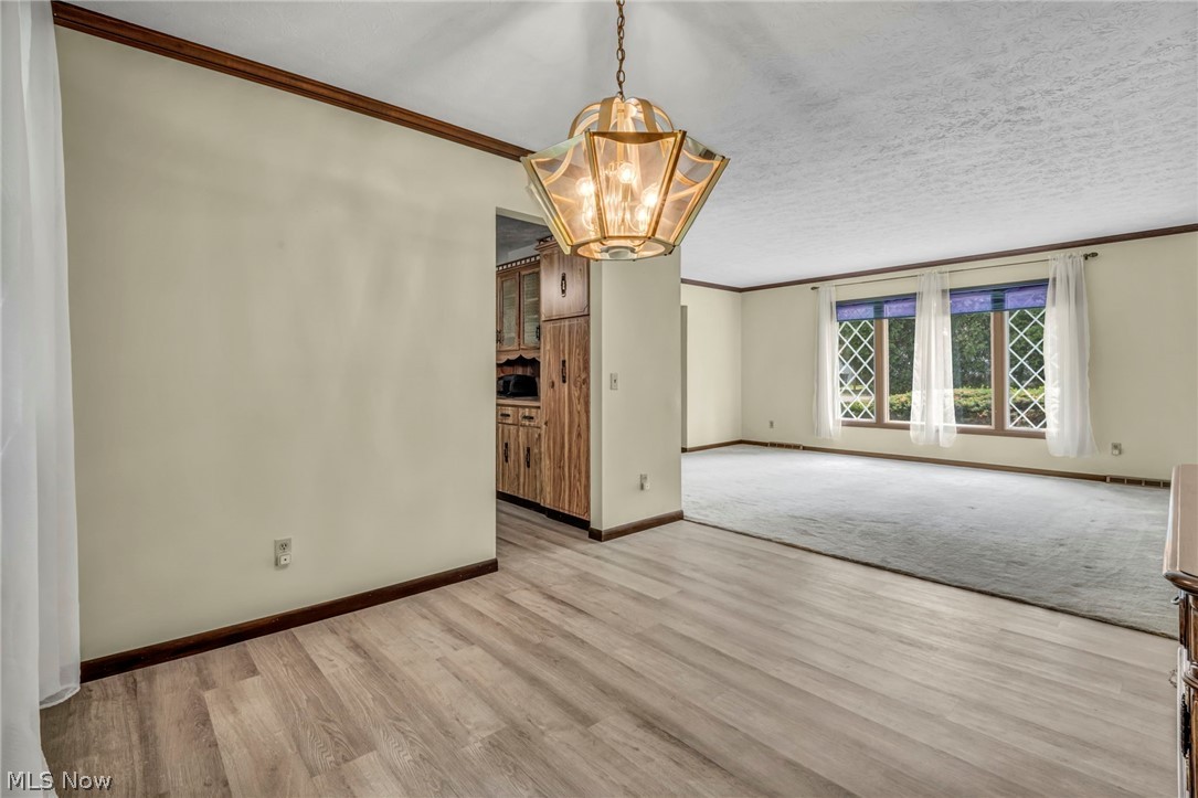 2725 Roberts Avenue NW Canton OH 44709