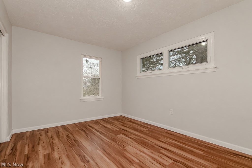 5220 North Ridge W Saybrook OH 44004