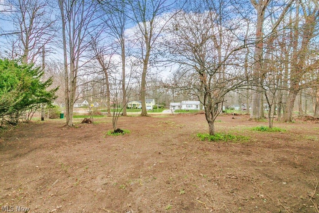 5220 North Ridge W Saybrook OH 44004
