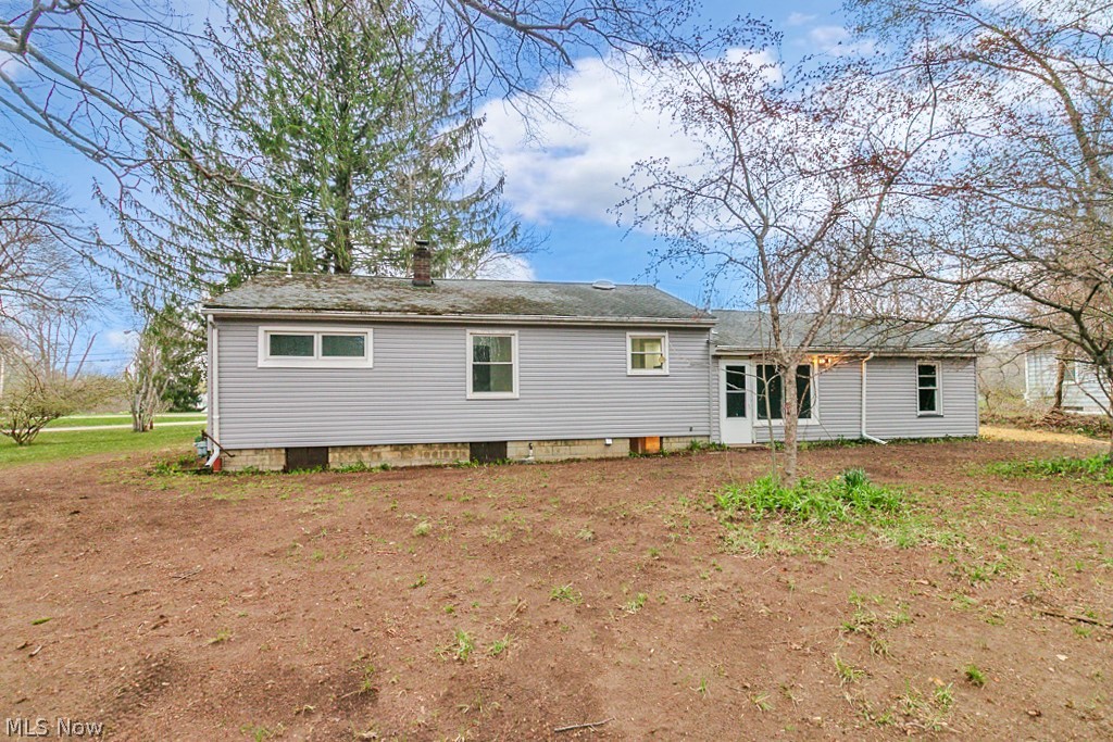5220 North Ridge W Saybrook OH 44004