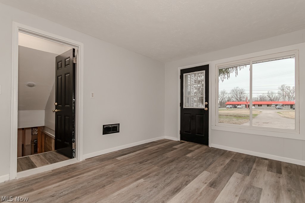 5220 North Ridge W Saybrook OH 44004
