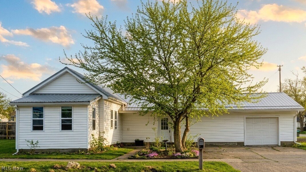 297 Depot Street Conneaut OH 44030