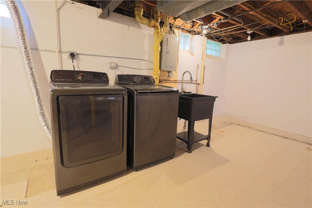 1332 S Green Road South Euclid OH 44121