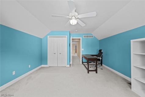 6576 Glen Coe Drive Brecksville OH 44141