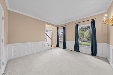 6576 Glen Coe Drive Brecksville OH 44141
