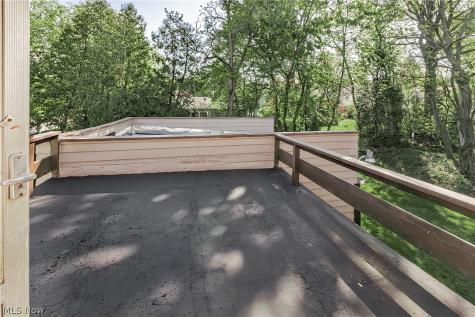 1259 Hereford Road Cleveland Heights OH 44118