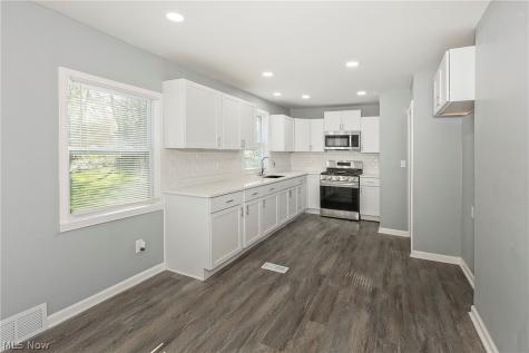 1259 Hereford Road Cleveland Heights OH 44118