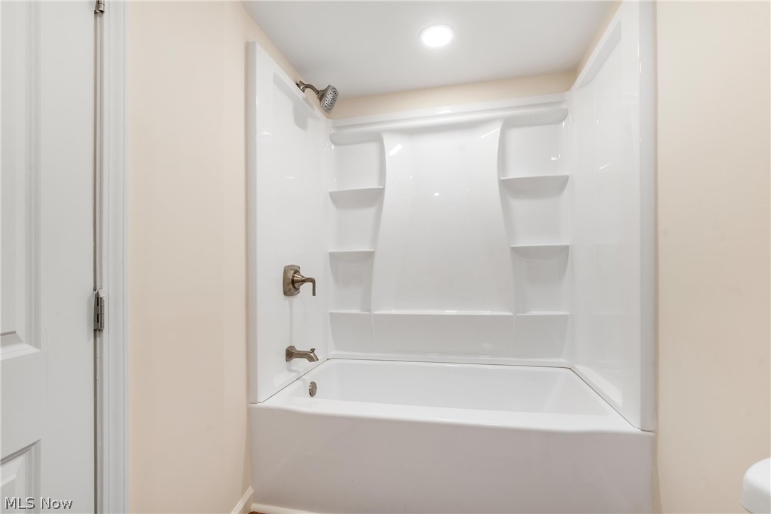 174 South Frazeysburg OH 43822